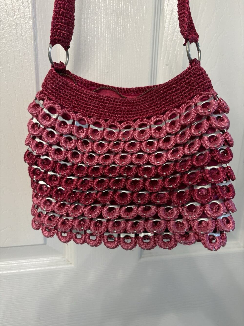 Pink Crochet Soda Pop Tab Small Women’s Shoulder Bag Zip Top, Pink Lined